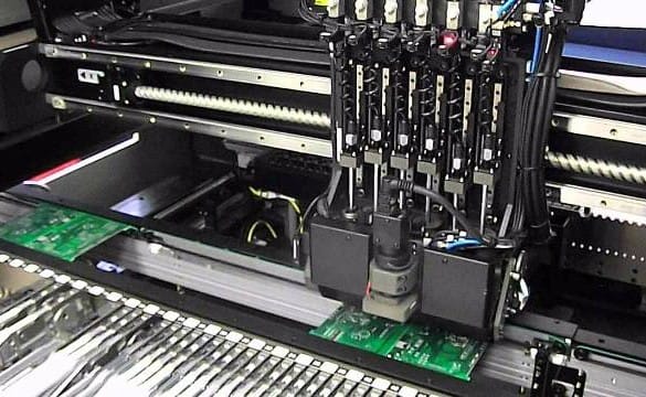 montaż tht, montaż elektroniki